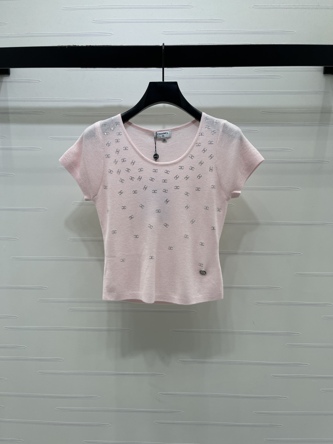 Women's short sleeves